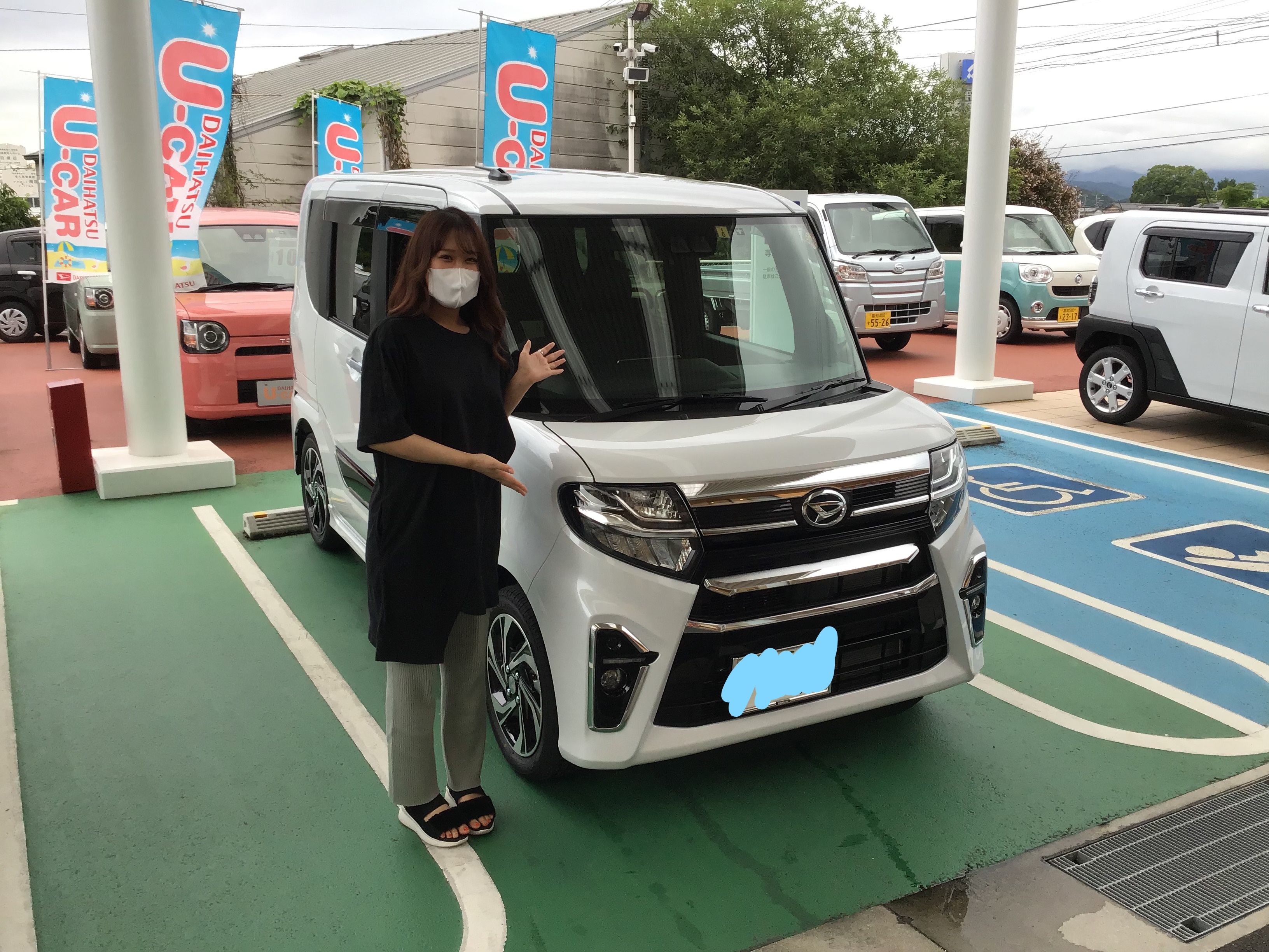 納車セレモニー 高知ダイハツ販売株式会社